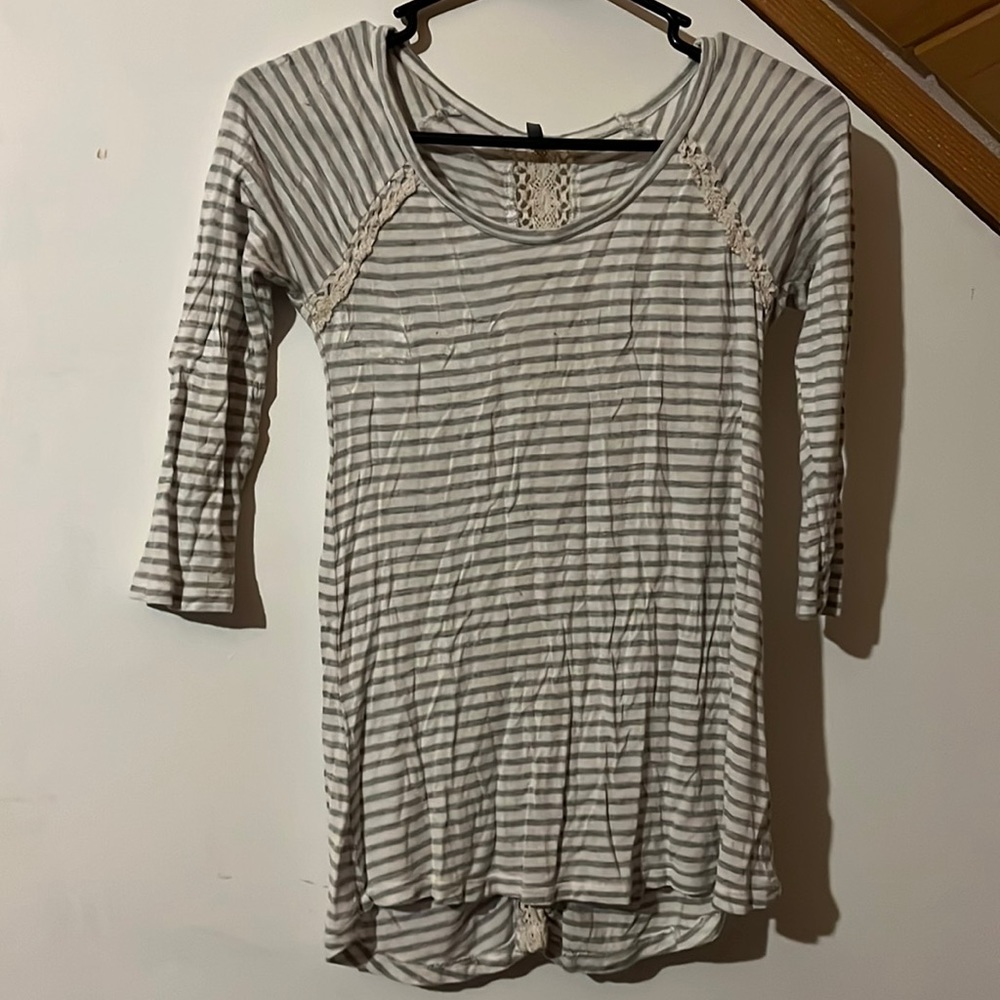 Vanity stretchy striped long sleeve